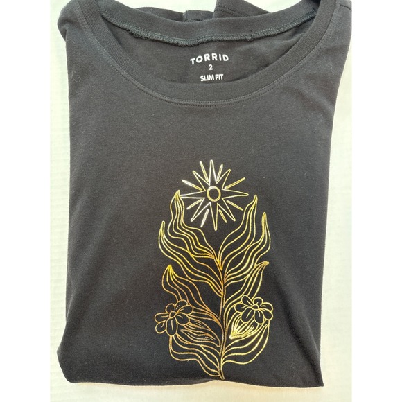 Torrid Womens NWT Black Slim Fit Crew Neck Tee Sun Floral Graphic Print Size 2X - Picture 10 of 10